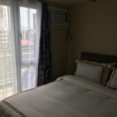 Centrio Tower Beside Ayala Studio Unit 1 - 9 Кагаян-де-Оро Экстерьер фото