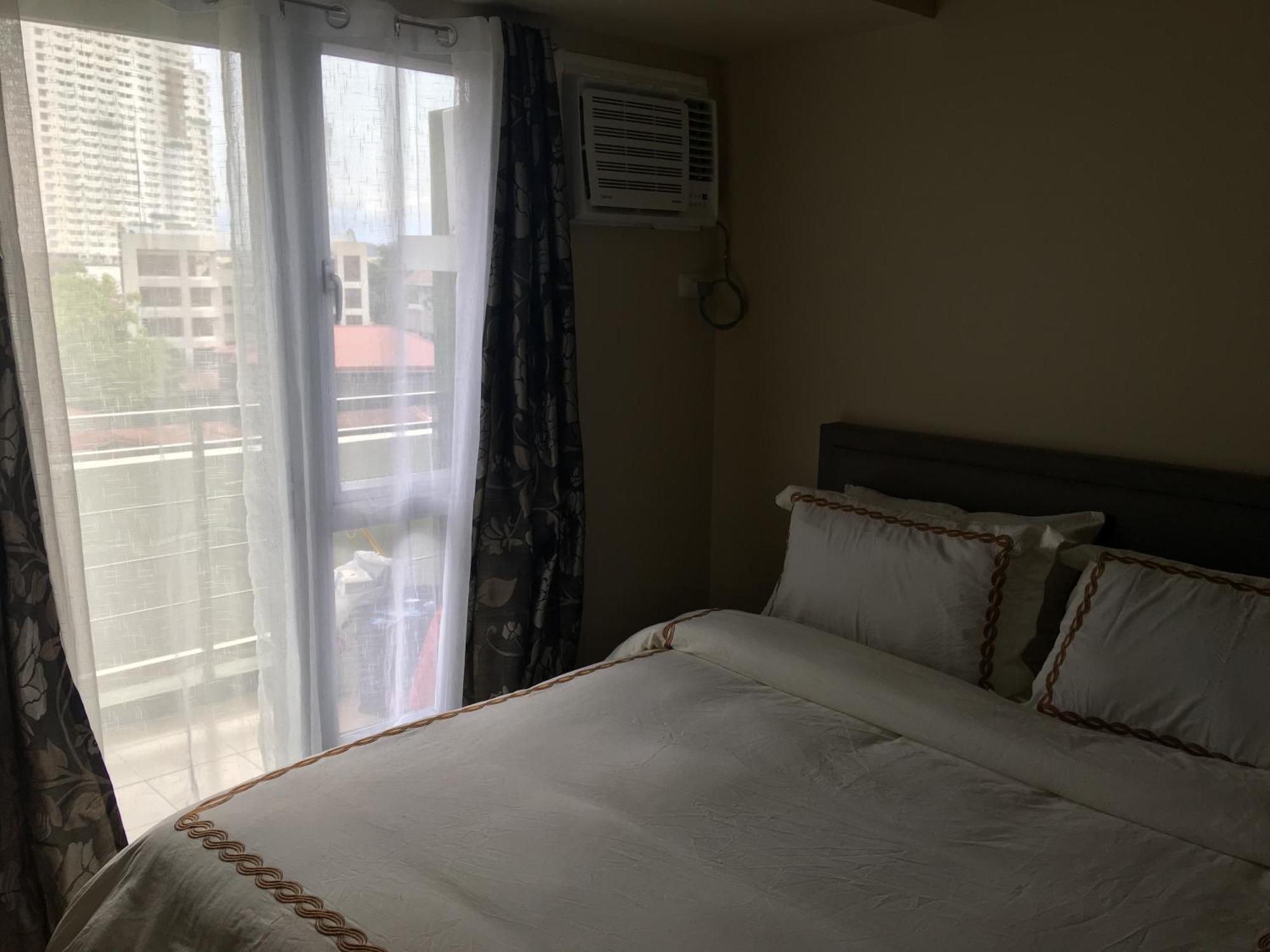 Centrio Tower Beside Ayala Studio Unit 1 - 9 Кагаян-де-Оро Экстерьер фото